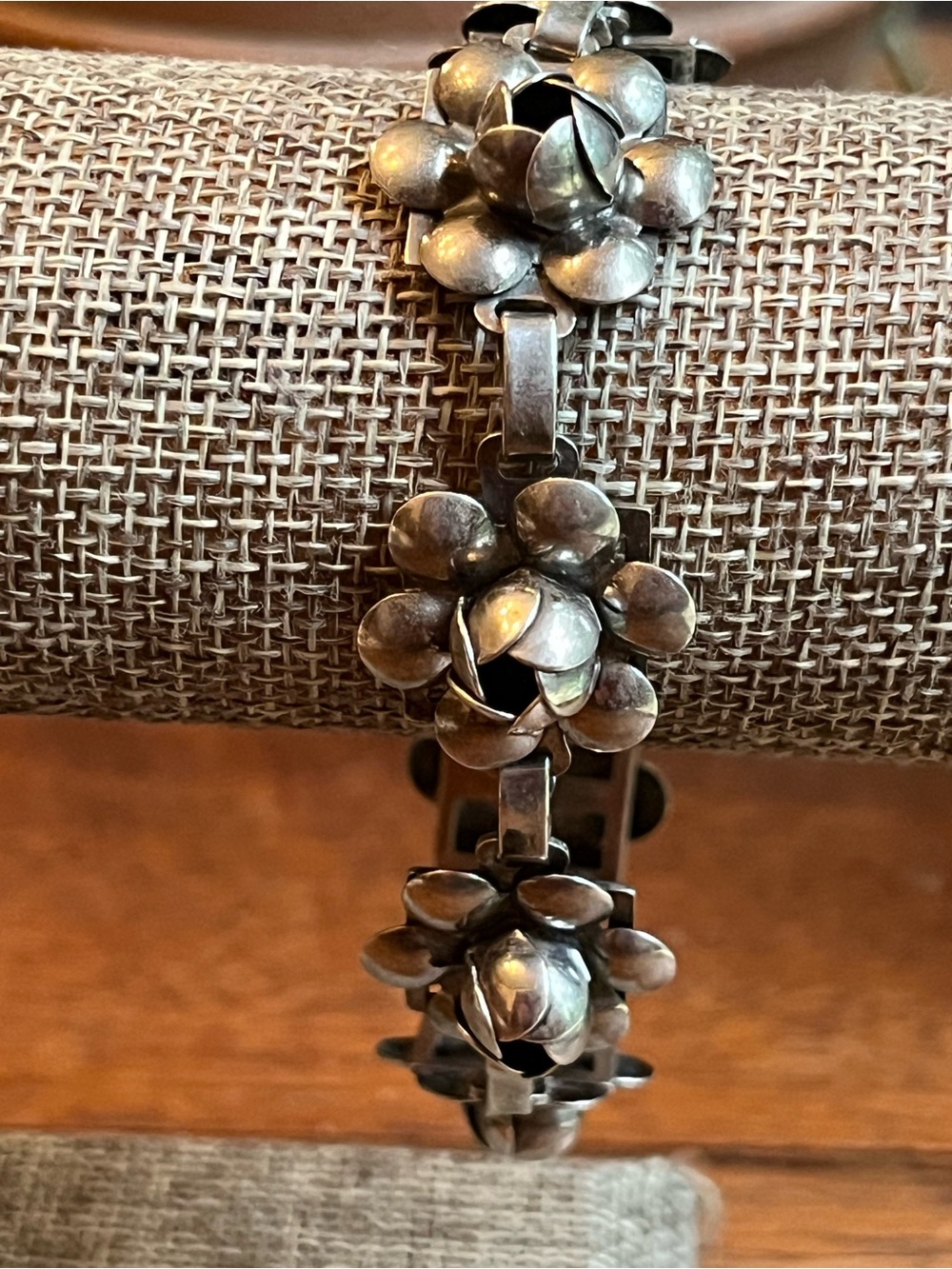 Vintage Hand Crafted Sterling Floral Bracelet floral Poppy like flowers